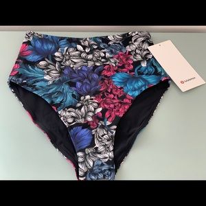 Lululemon Deep Sea High Waist Bottom 4 NEW